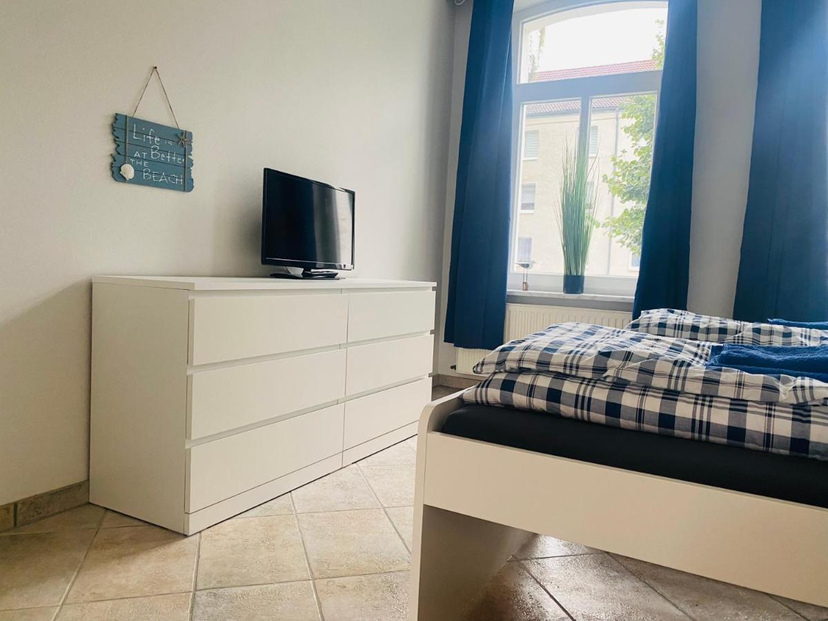 Kapitaenshaus An Der Warnow Mit Sauna Rostock Bagian luar foto