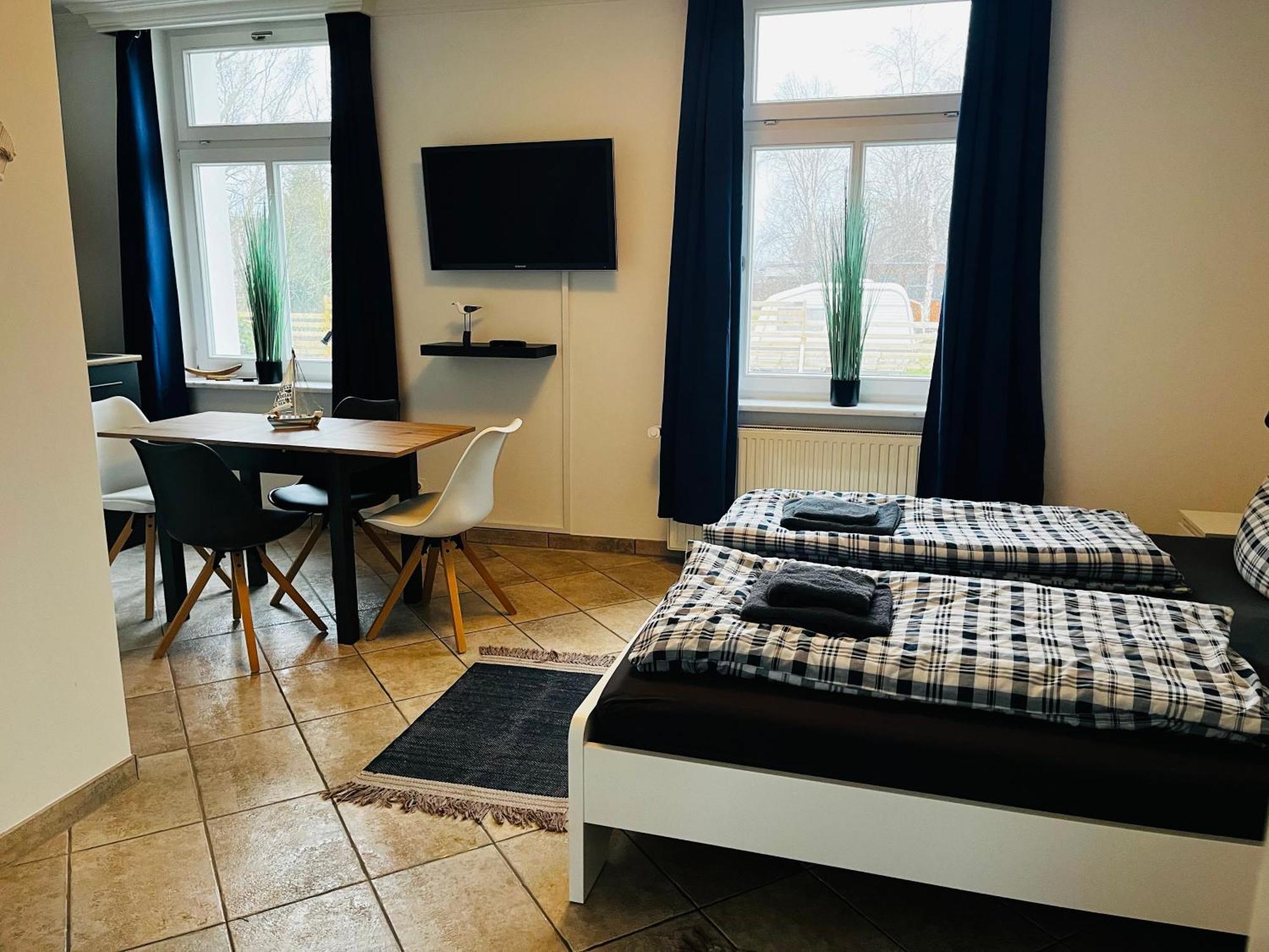 Kapitaenshaus An Der Warnow Mit Sauna Rostock Bagian luar foto